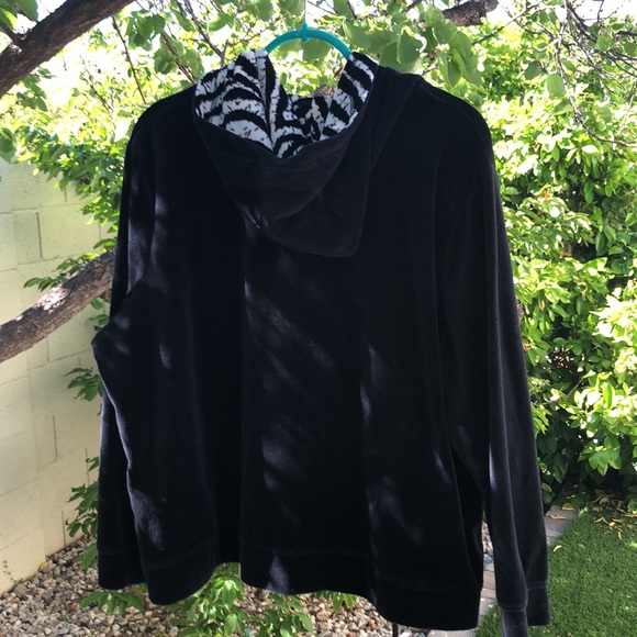 2 for $12 one 3/4 zip SJB Active sweatshirt and one Onque velour zip up hoodie - Picture 2 of 7